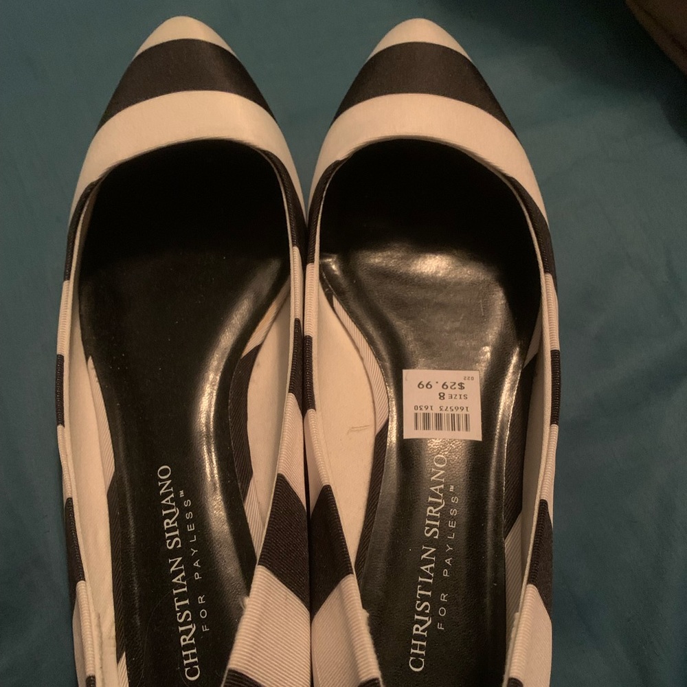 Womens Black & White Striped Flat Dress Shoes Size 8